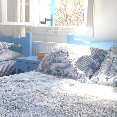 2 Bedrooms House At 400 M Away From The Beach With Sea View Enclosed Garden And Wifi * Evretí