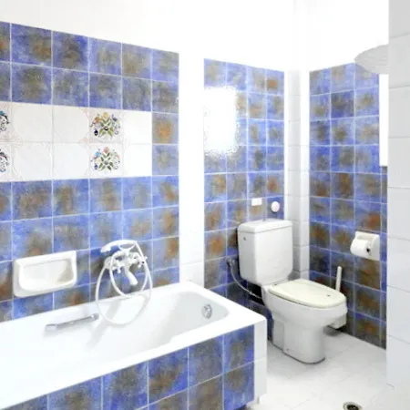 Nyaraló 2 Bedrooms House At 400 M Away From The Beach With Sea View Enclosed Garden And Wifi