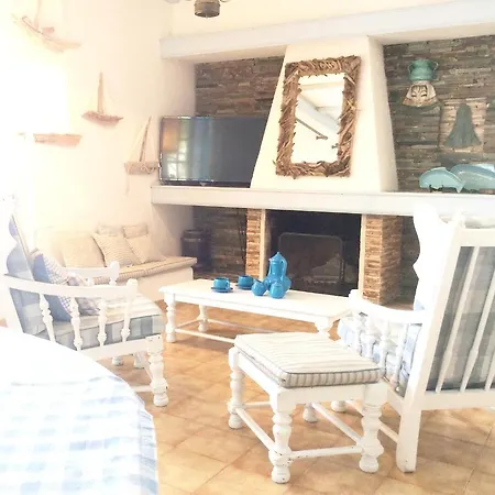Nyaraló 2 Bedrooms House At 400 M Away From The Beach With Sea View Enclosed Garden And Wifi