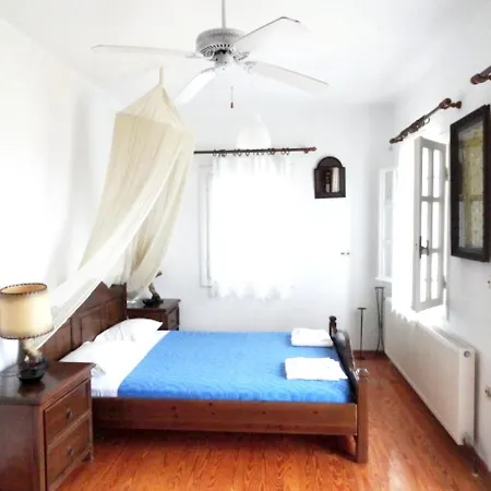 Nyaraló 2 Bedrooms House At 400 M Away From The Beach With Sea View Enclosed Garden And Wifi *